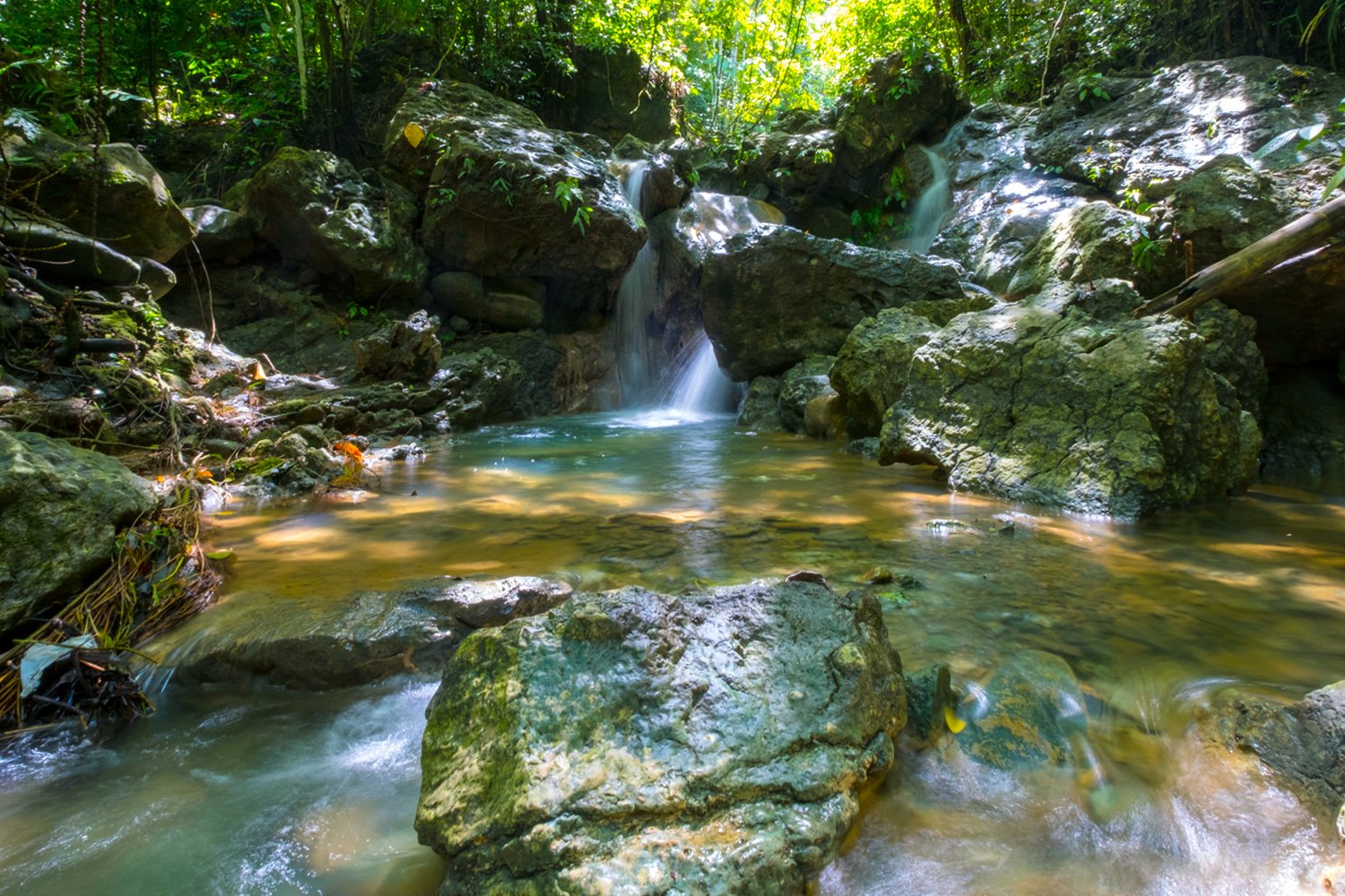 Foressa Mountain Town - Water